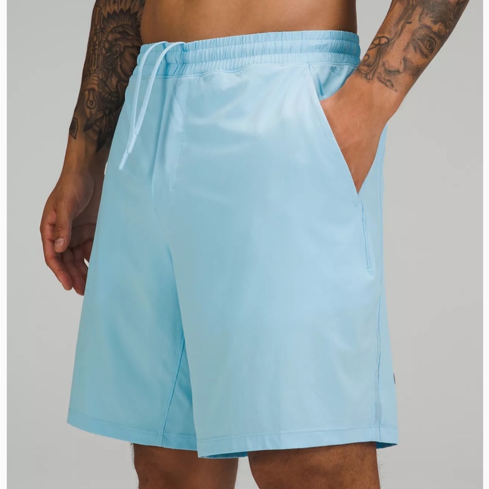 🆕 Mens LuLu lemon pacer shorts. 9’ lined